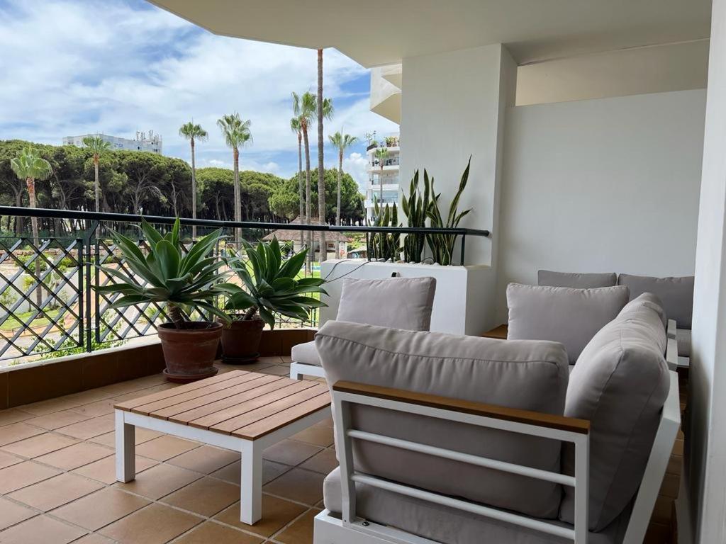 Family Complex Mi Capricho 1, Sea View Apartment Sitio de Calahonda ภายนอก รูปภาพ